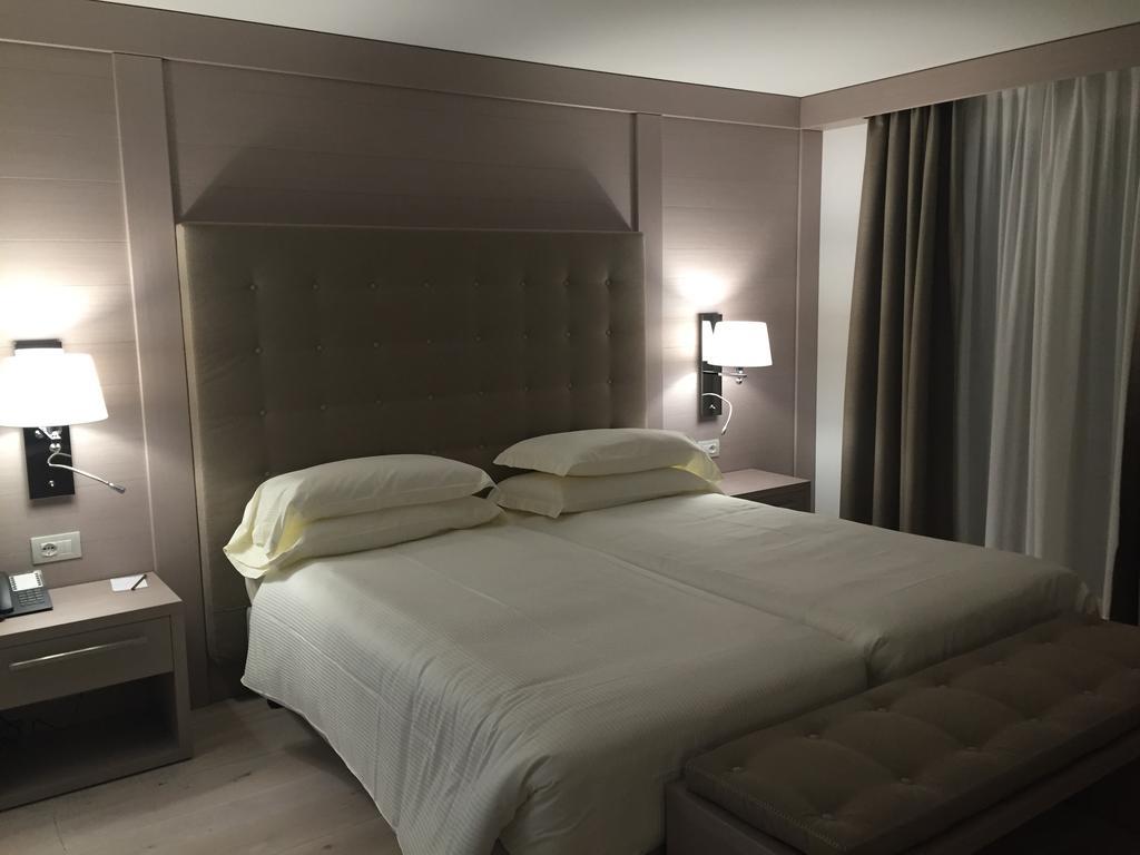 Hotel Miramonti مادونا دي كامبيليو المظهر الخارجي الصورة