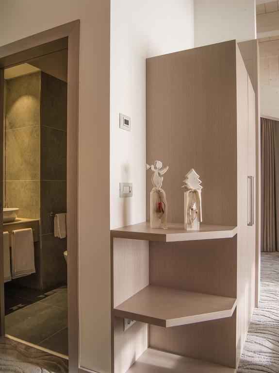 Hotel Miramonti مادونا دي كامبيليو المظهر الخارجي الصورة