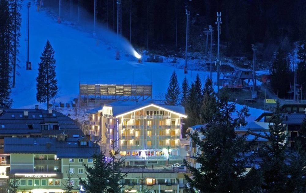 Hotel Miramonti مادونا دي كامبيليو المظهر الخارجي الصورة